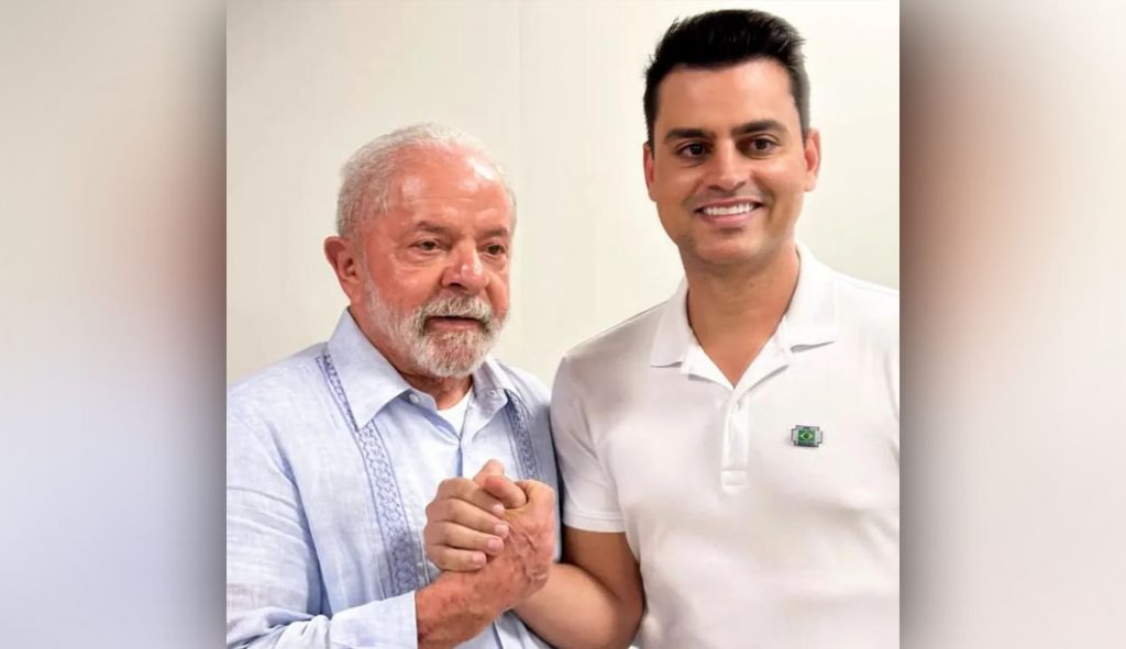 Quem é o deputado do PL que ‘fez o L’ e pode ser expulso do partido
