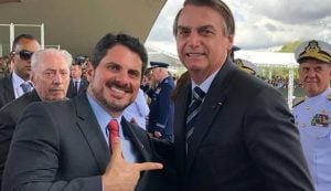 Quem mentiu à PF? Versões de Bolsonaro e Do Val sobre plano contra Moraes se anulam