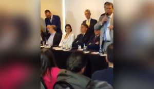 Reunião do PL tem vaias a Tarcísio por apoio à reforma tributária
