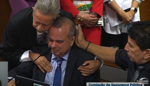 Bolsonarista chora em sessão no Senado sobre presos do 8 de Janeiro