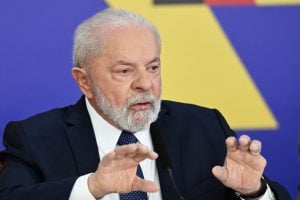 Lula defende expansão do Brics como forma de negociar ‘em igualdade’ com UE e EUA