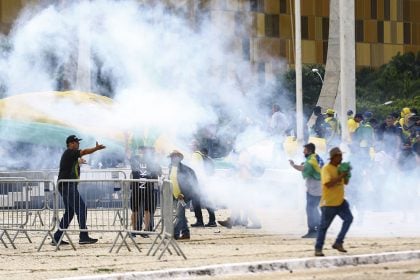 A Semana: 8 de Janeiro, o ouro do golpe