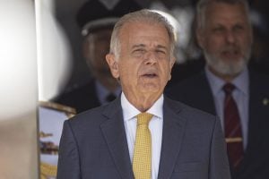 Múcio tenta afastar Forças Armadas dos planos de assassinatos e golpe