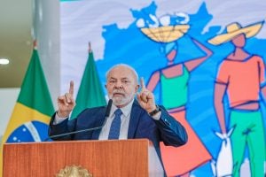 Lula critica países ricos por aumento nos gastos militares, enquanto crise climática se acentua