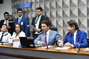 Sem acordo para quebra de sigilo de Bolsonaro, CPMI cancela sessão desta terça