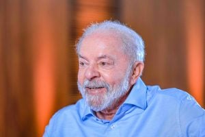 Os índices de aprovação e reprovação ao governo Lula, segundo pesquisa Ipespe