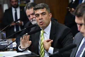 Sargento nega ligação com ato golpista, mas admite ter subido a rampa do Congresso no 8 de Janeiro