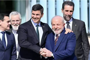 Acordo de Itaipu e papel do Mercosul: o que Lula espera negociar com o Paraguai durante a nova gestão de Peña