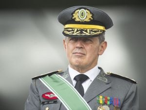 Comandante do Exército defende auxílio financeiro para militares afetados por chuvas no RS