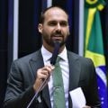 Sindicato de delegados processa Eduardo Bolsonaro por chamar PF de ‘cachorrinhos do Moraes’