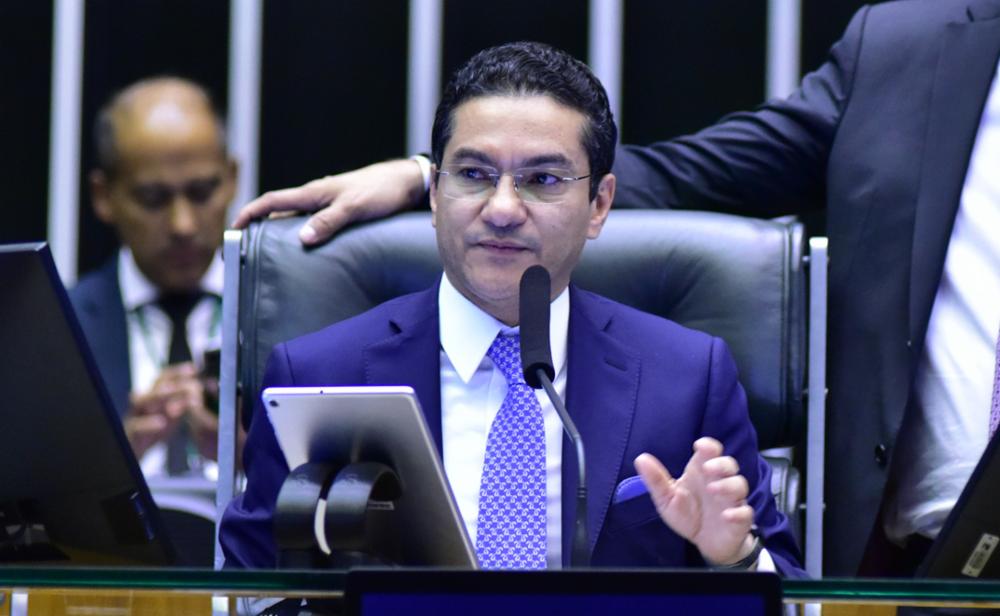 Por que federação negociada por partidos de direita pode mudar a correlação de forças no Congresso