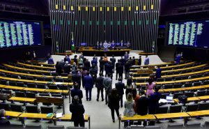 Câmara aprova urgência para a minirreforma eleitoral e encaminha votação no plenário