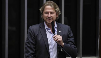 Líder do PT deve apresentar parecer sobre recomposição do ICMS aos municípios na próxima semana