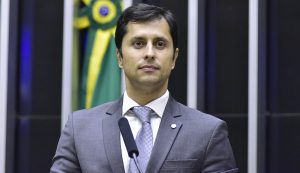 Deputado protocola pedido de CPI para investigar 123 Milhas, Hurb e Booking