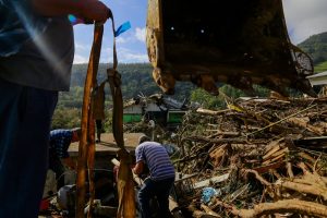 Sobe para 37 número de mortos por ciclone 'fora do comum' no Rio Grande do Sul