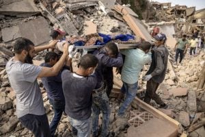 Número de mortos no terremoto do Marrocos se aproxima de 2.500