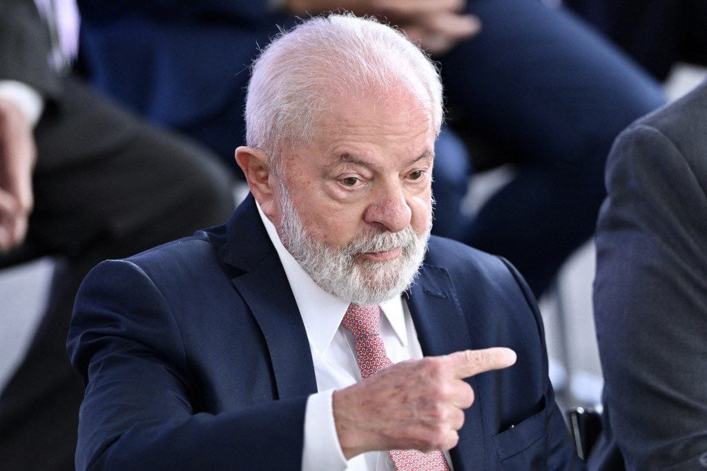 Após ver Biden em piquete nos EUA, Lula diz esperar convite de sindicatos para repetir a cena no Brasil