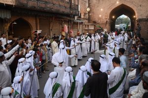 Mais de 40 mortos no Paquistão em ataque contra celebração religiosa