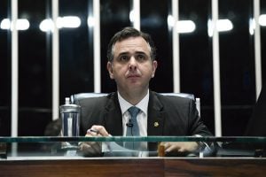 A toque de caixa, Senado ignora o STF e aprova urgência para o PL do Marco Temporal