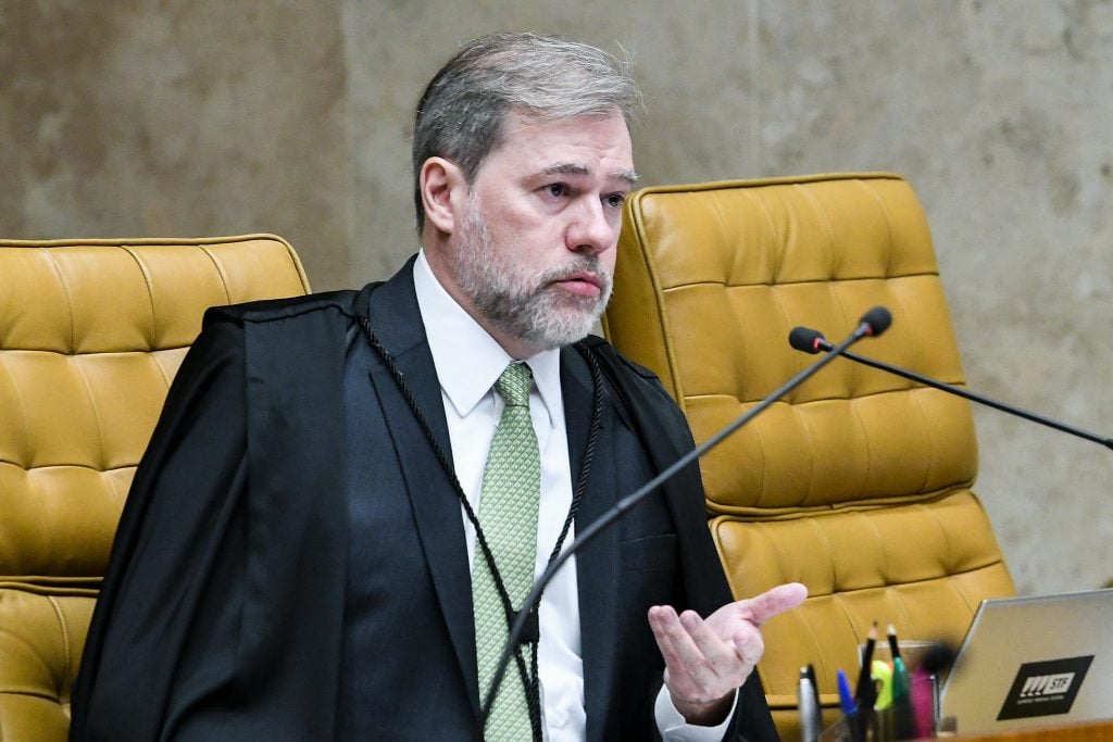 Toffoli reforça que ressarcimento de fraudes do INSS deve ficar fora da meta fiscal
