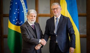 Brasil pode liderar processo de paz na Ucrânia, diz novo embaixador do país