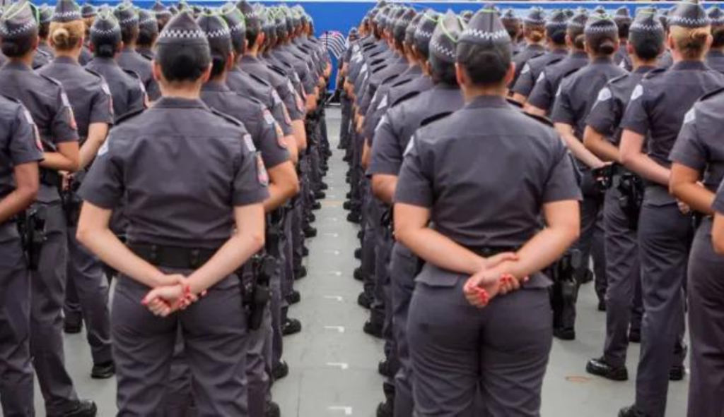 Menos mulheres e mais poderes: governo Lula apoia projeto bolsonarista que fortalece PM