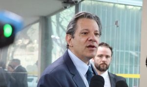 Meta de déficit zero não precisa estar na lei para ser perseguida, diz Haddad