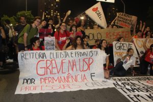 Associação de Docentes da USP aprova paralisação em apoio à greve dos estudantes