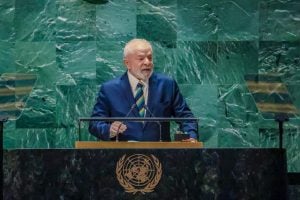Aplaudido, discurso de Lula na ONU critica países ricos e defende descentralização de poderes