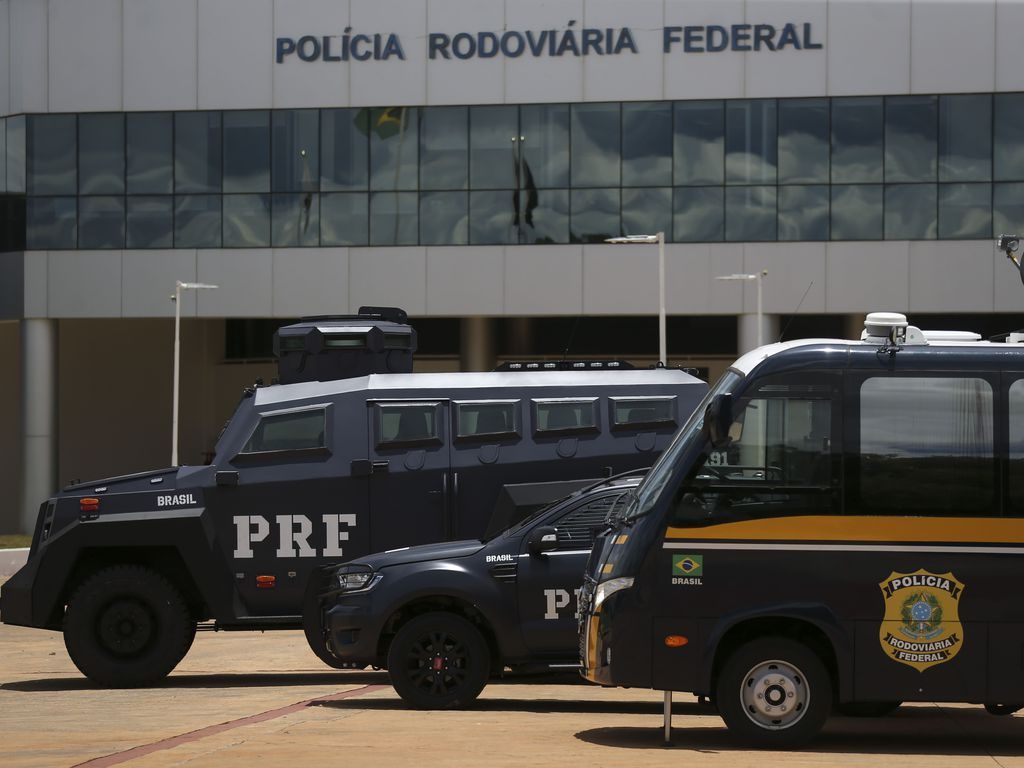 TCU manda PRF explicar suposta irregularidade em licitação de R$ 25 milhões para fuzis