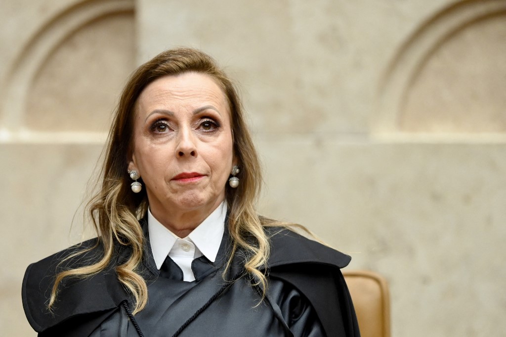 Anistiar partidos que descumpriram repasse a mulheres e negros na eleição é inconstitucional, diz PGR – Política – CartaCapital