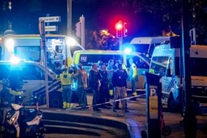Dois suecos morrem em ataque em Bruxelas; jogo entre Bélgica e Suécia é suspenso
