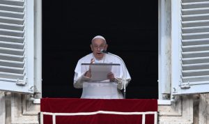 ‘A guerra, qualquer guerra, é sempre uma derrota. Parem’, diz o Papa no Vaticano