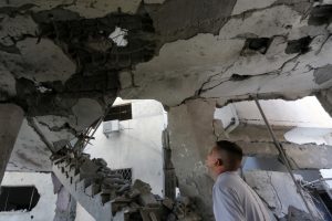 Israel ataca mesquita na Cisjordânia e diz ter matado 'terroristas'