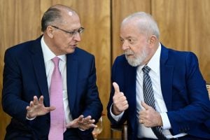 Viagens internacionais de Lula ajudam e muito o comércio exterior, diz Alckmin