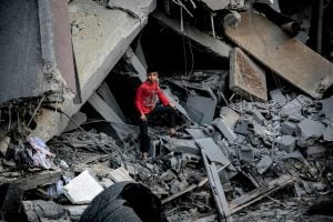 Hamas divulga nomes de quase 7.000 mortos em bombardeios de Israel contra Gaza