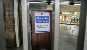 Metroviários de São Paulo discutem nova greve contra privatizações de Tarcísio