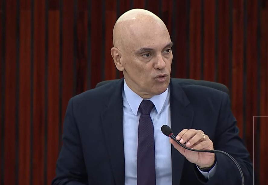 Moraes abre código-fonte das urnas eletrônicas para entidades fiscalizadoras e ‘hackers do bem’