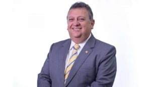 Quem é Carlos Vieira, aliado de Lira confirmado na presidência da Caixa