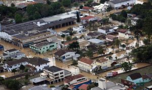 Novos temporais atingem Santa Catarina e mortes sobem para seis