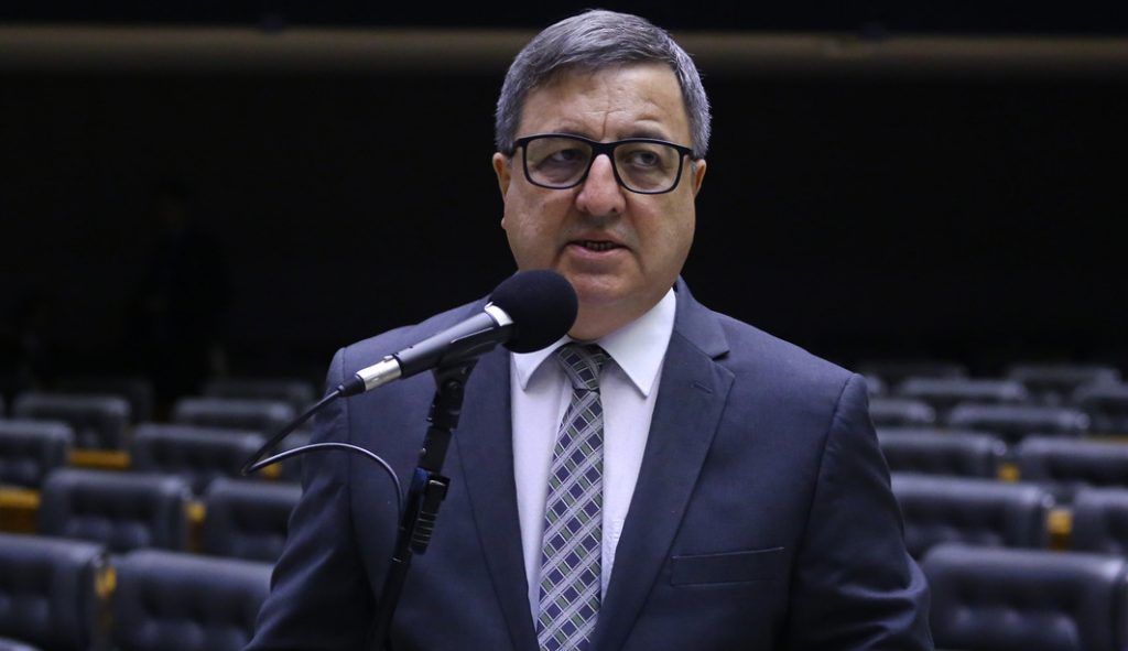 Relator da LDO diz estar à disposição do governo Lula para discutir nova meta fiscal