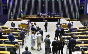Câmara aprova adesão da Bolívia ao Mercosul; texto segue para o Senado