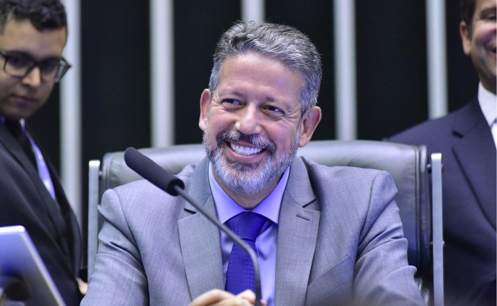Reforma tributária ‘não é o sistema perfeito, mas possível’, afirma Lira