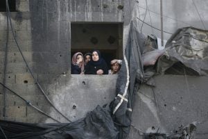 Chefe da ONU se diz ‘horrorizado’ com bombardeio israelense em campo de refugiados de Gaza