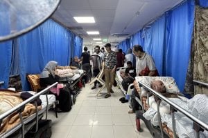 OMS diz que é ‘impossível’ retirar pacientes do hospital Al Shifa em Gaza
