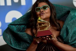 Gaby Amarantos, Marília Mendonça e Tiago Iorc vencem Grammy Latino