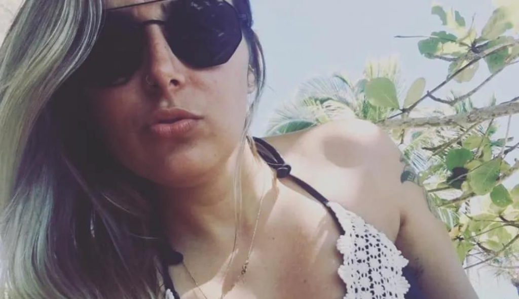 PM que investigava milícias no Rio é morta a tiros de fuzil em frente de casa