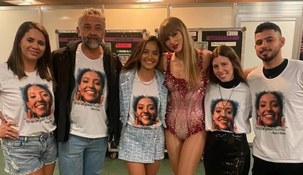 Após silêncio sobre a morte de Ana Benevides, Taylor Swift recebe a família da jovem
