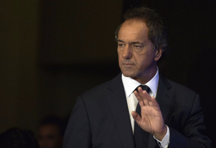 Daniel Scioli deve seguir como embaixador da Argentina no Brasil, indica Milei