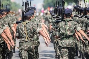 Militares da ativa redigiram carta para pressionar Exército a aderir ao golpe, diz jornal